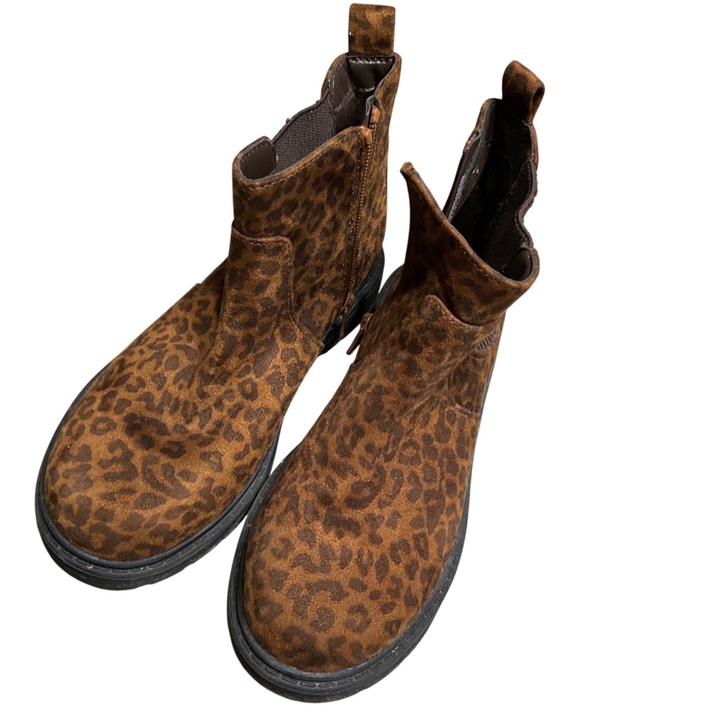Cat & Jack Chelsea Boots Kids Size 3 Leopard Print‎ Brown Faux Suede Zip Up